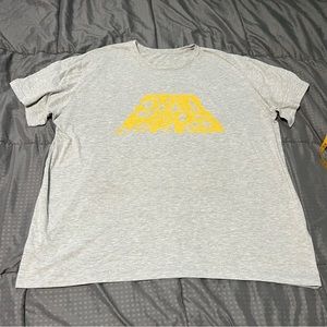 Shine Star Wars tshirt gray with yellow logo size 2xl